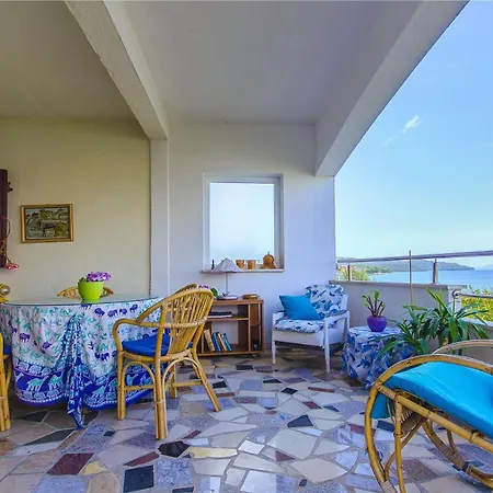 Duga - Beachfront & Seaview Apartment *