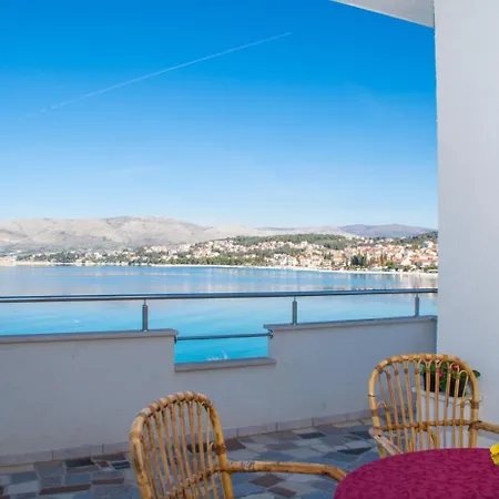 Apartment Duga - Beachfront & Seaview *
