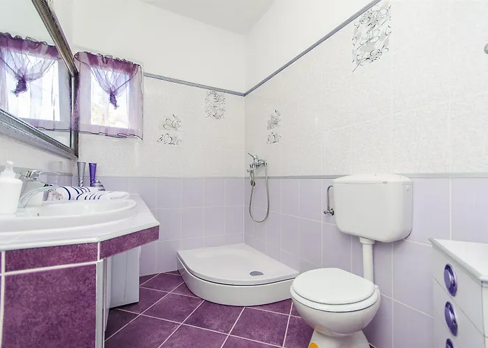 Duga Lägenhet Trogir