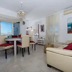 شقة Duga *